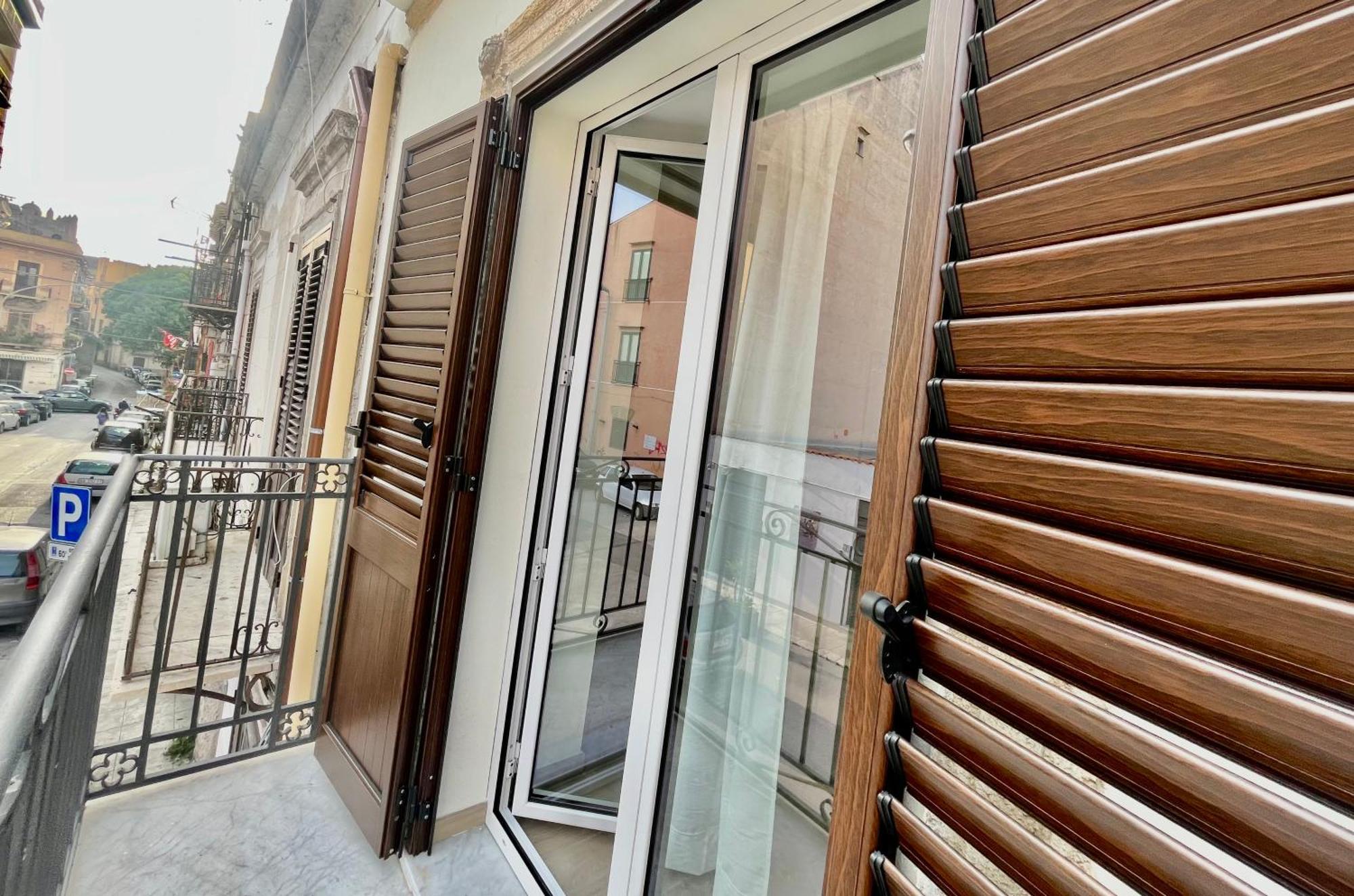 Porta D Ossuna Comfort Apartments Palermo Exterior photo