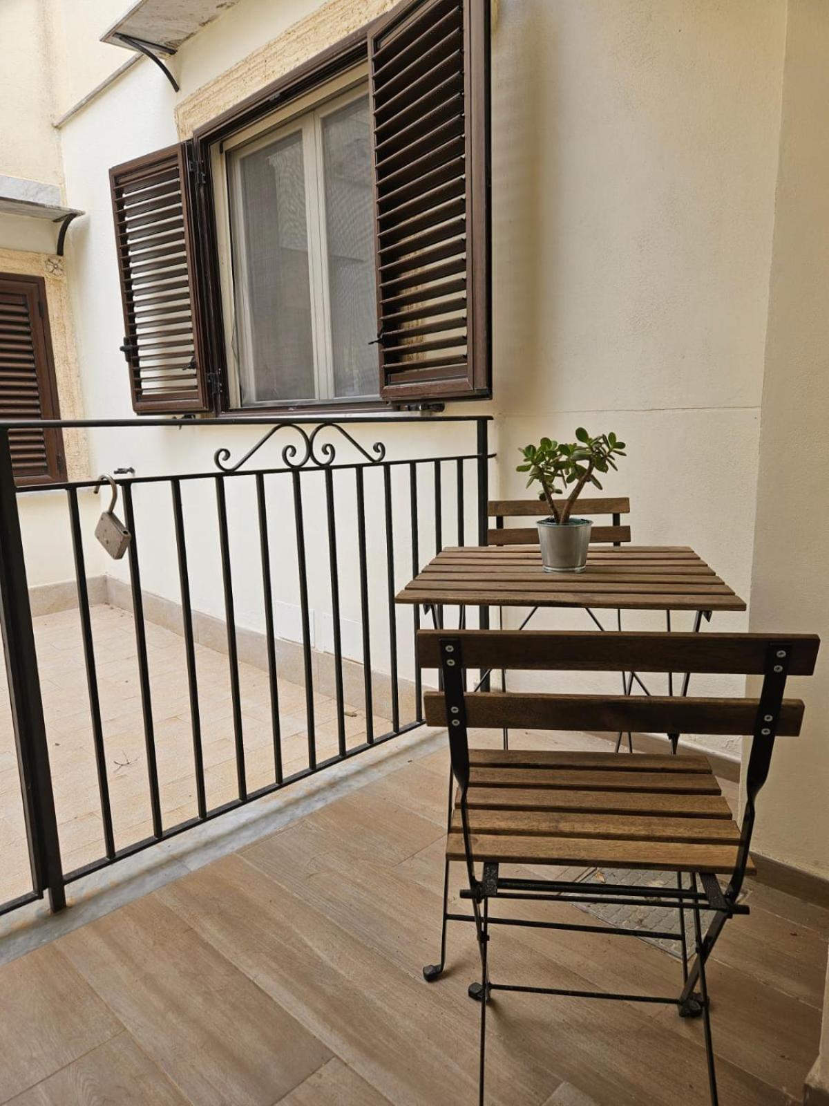 Porta D Ossuna Comfort Apartments Palermo Exterior photo