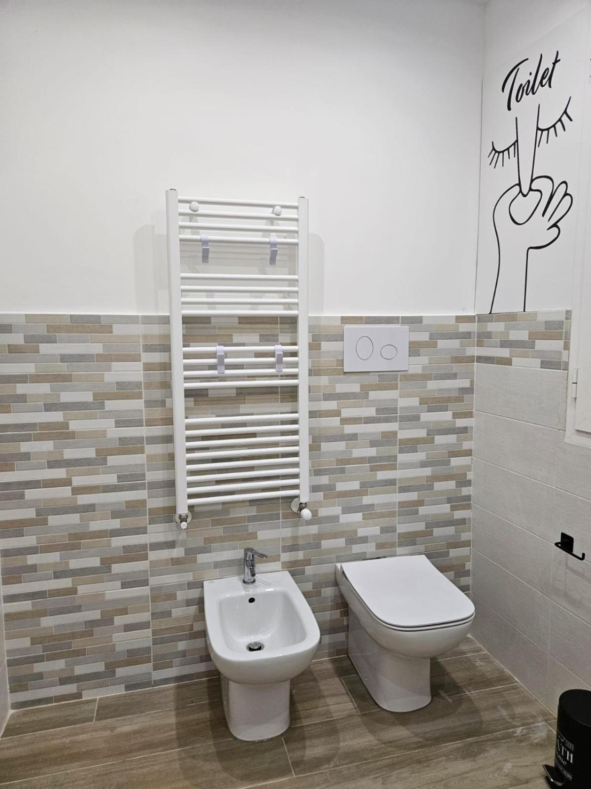 Porta D Ossuna Comfort Apartments Palermo Exterior photo
